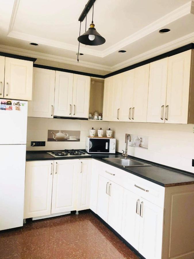 Apartment Near The Sea 巴统 外观 照片